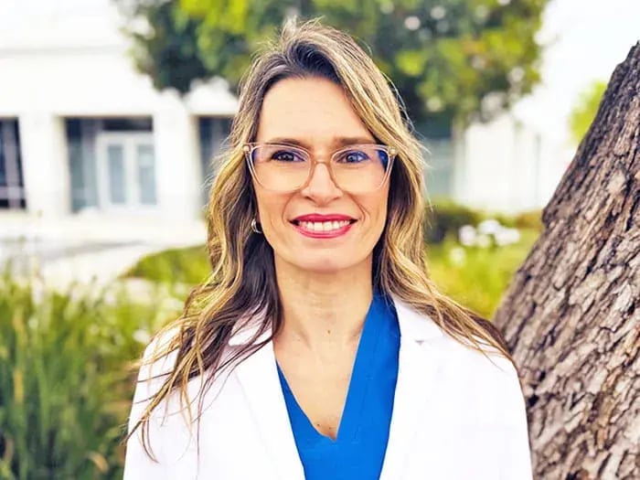 700x525_orange-county-veterinary-specialists_JulianaF